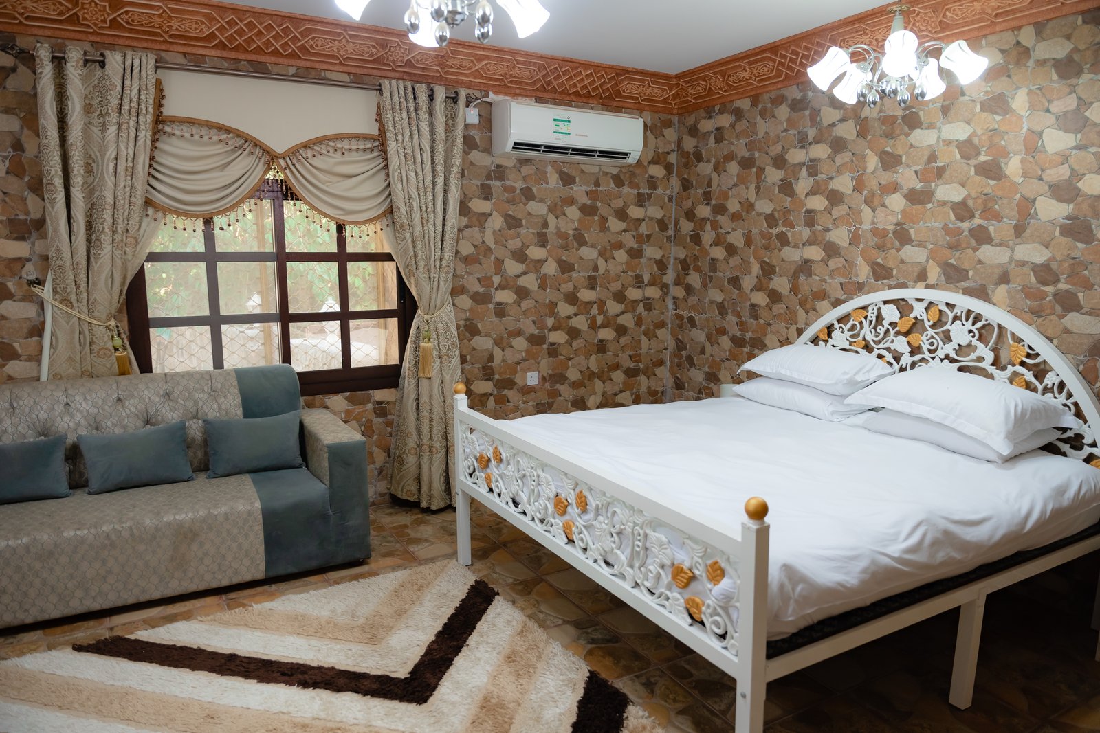 ALSALAM Farmhouse Swimming Pool Area