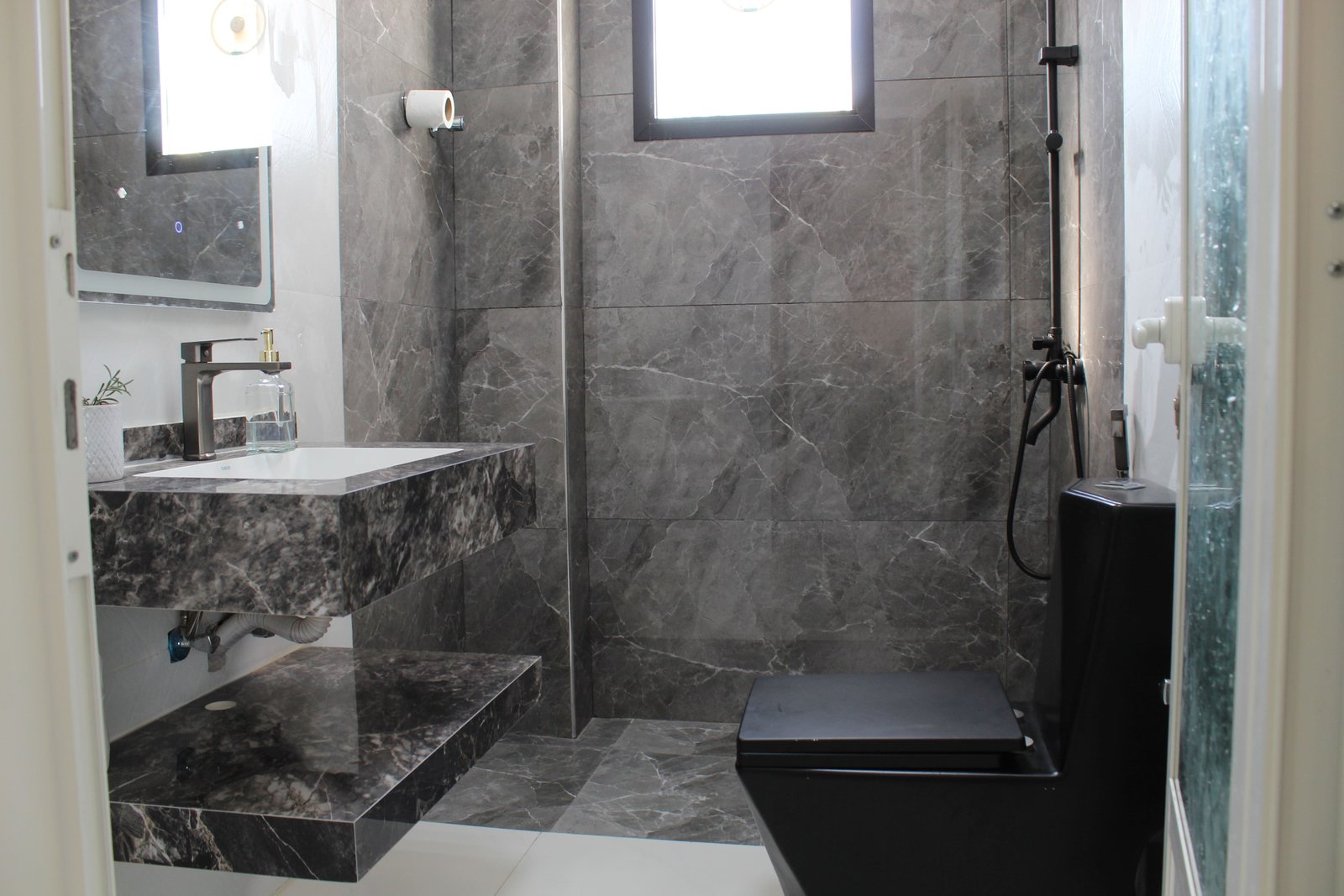 Bain Al Qimam Resort Washroom