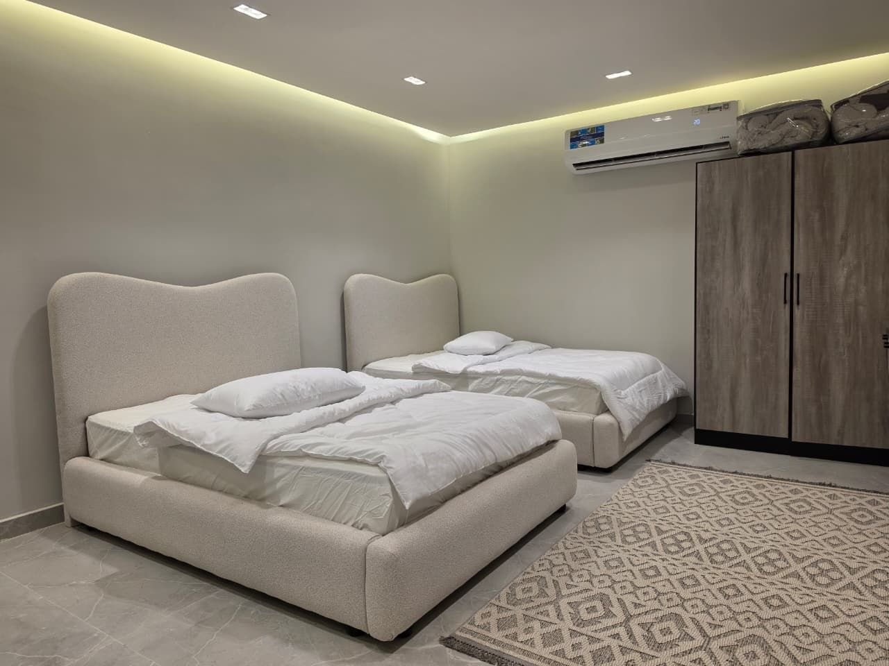 Bedroom 2 - Fily Mountains View