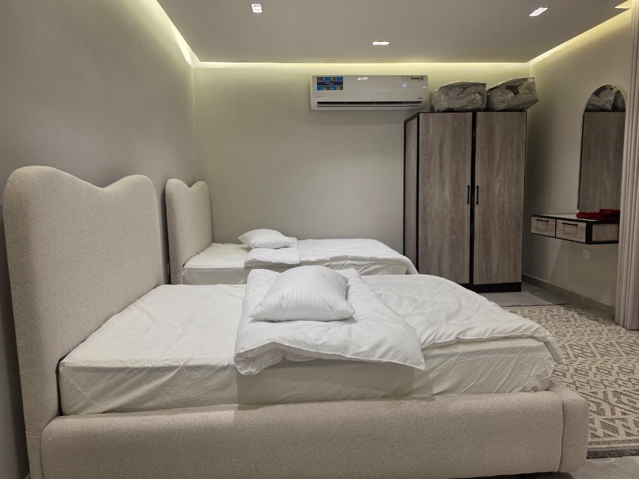 Bedroom 6 - Fily Mountains View