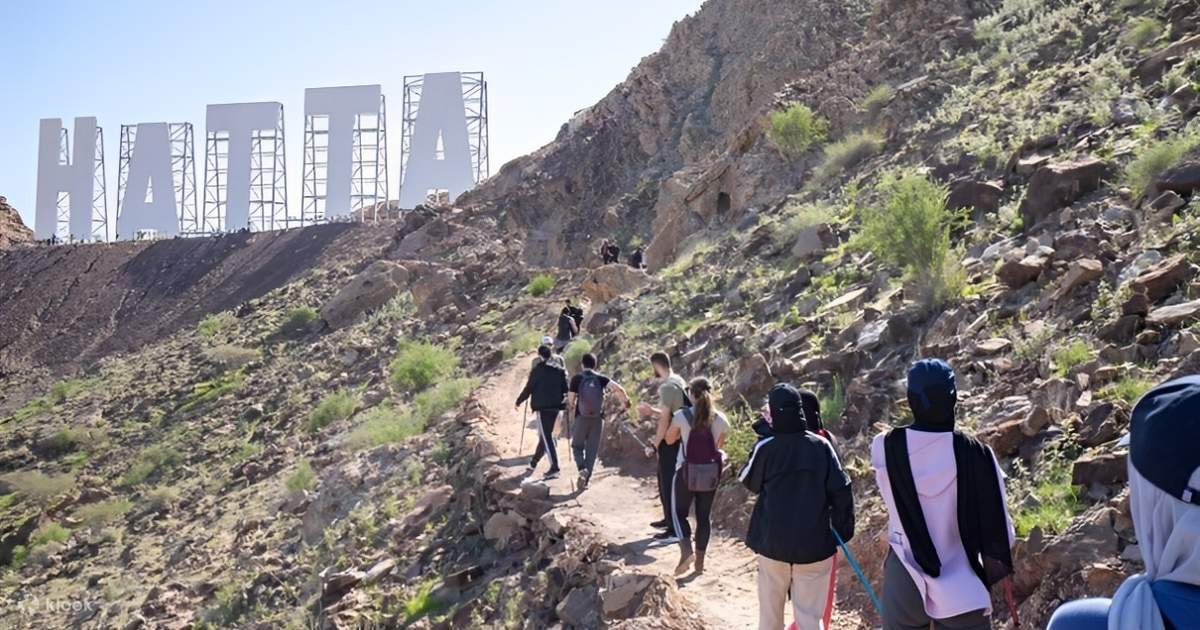 Hiking in Hatta